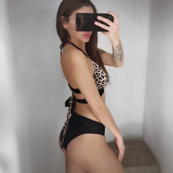 Split strap swimsuit - Image 4